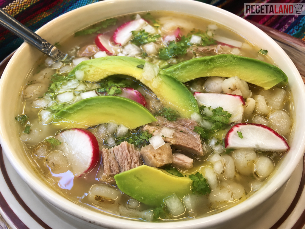 Pozole Blanco estilo Guerrero