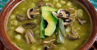 Pozole Vegano de Setas
