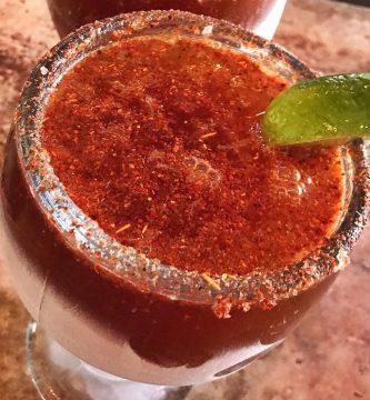 Michelada con Clamato