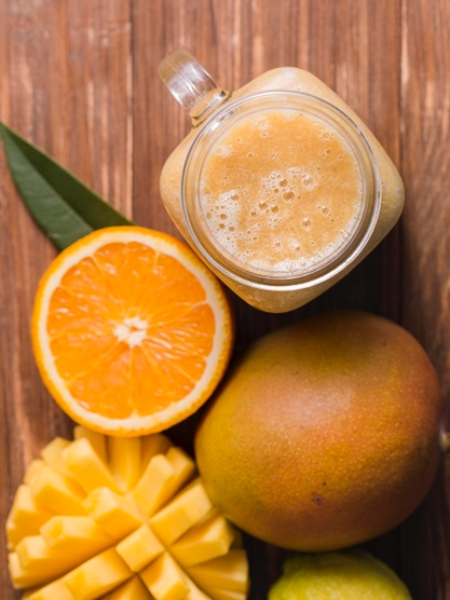 Batido o Licuado de Naranja y Mango Batido o Licuado de Naranja y Mango