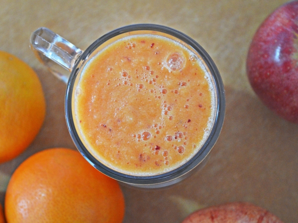 Licuado o Batido de Naranja y Manzana Licuado o Batido de Naranja y Manzana