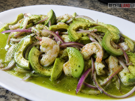 Aguachile de camarón estilo acapulco