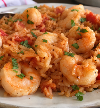 Arroz con Camarones Ecuatoriano