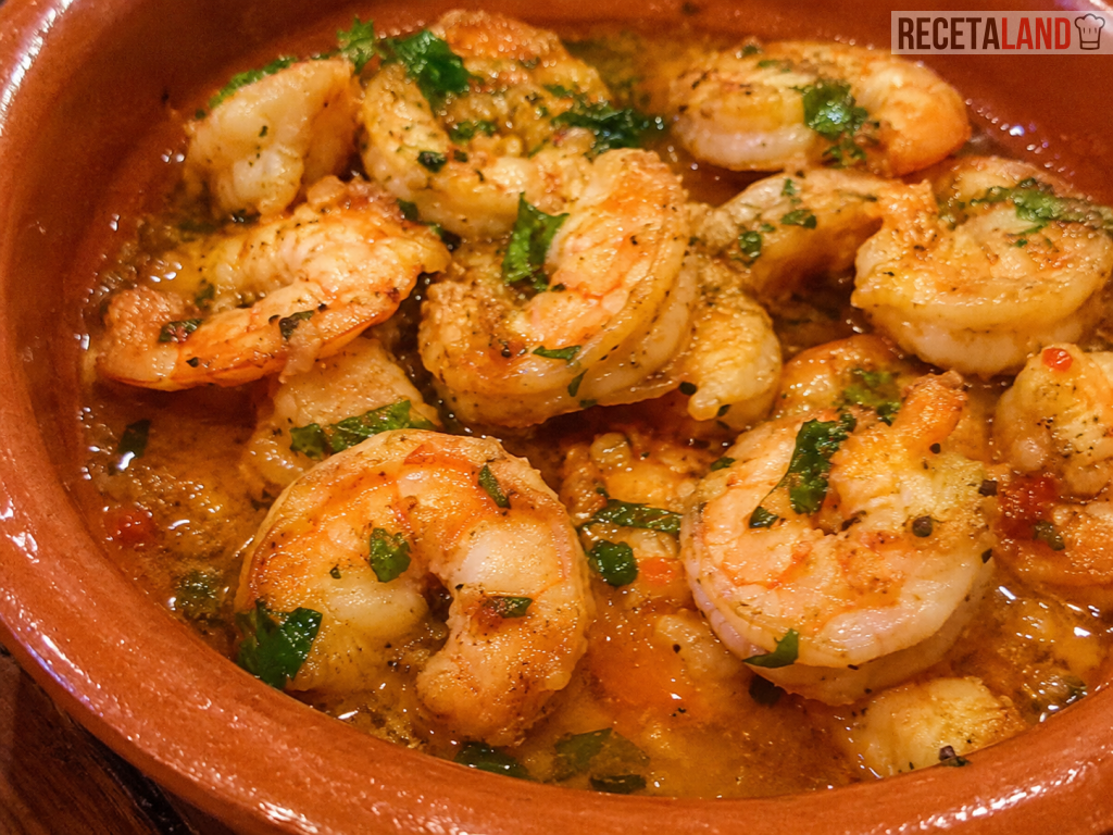Camarones al Ajillo