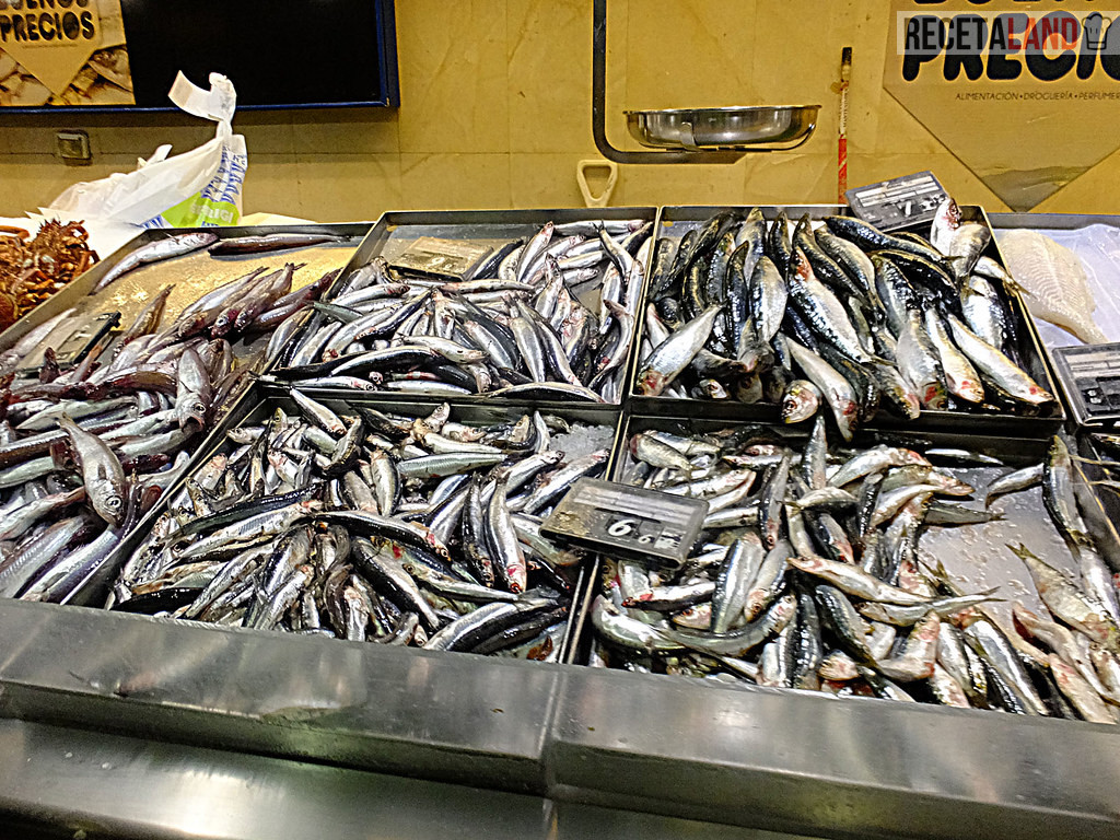sardinas en el mercado