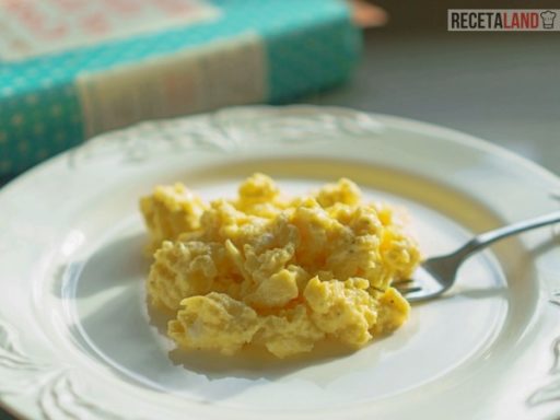 Huevos Revueltos Esponjosos Perfectos 👌¡receta Fácil Recetaland 8778