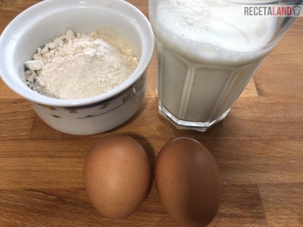 Harina de avena, huevos y leche