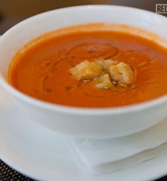 Sopa de Tomate caliente