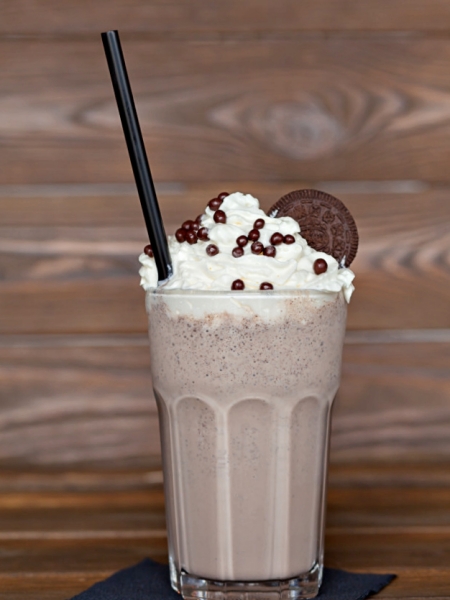 Batido de Galletas Oreo® con Helado de Vainilla Batido de Galletas Oreo® con Helado de Vainilla