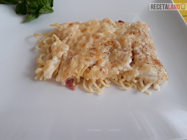 Espaguetis a la Carbonara con Bechamel