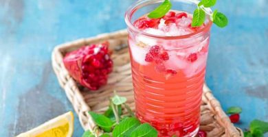Agua de Granada con Limón