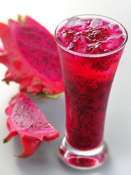 Agua de pitaya roja o rosa Agua de pitaya roja o rosa