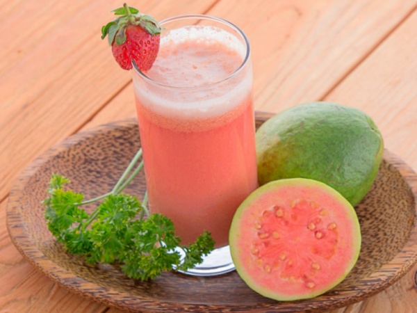 Agua de Guayaba y Fresa Agua de Guayaba y Fresa