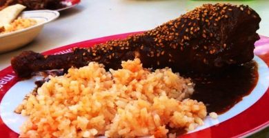Mole de guajolote