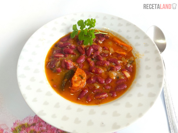 Alubias con chorizo