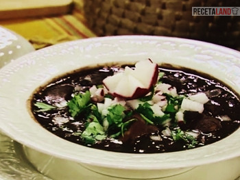 Frijol con Puerco